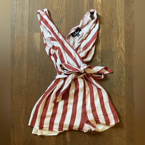 LULU’S PIER PLEASURE RED AND WHITE STRIPED ROMPER - Picture 3 of 6